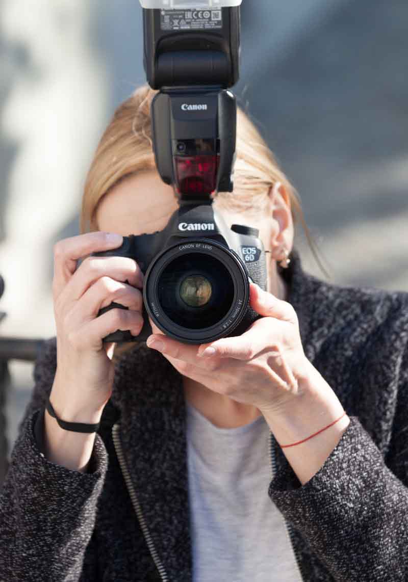 Alina — Fotograf / editor, Casa Anke
