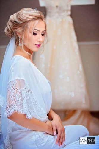 mireasa_sedinta_foto_acasa_rochie